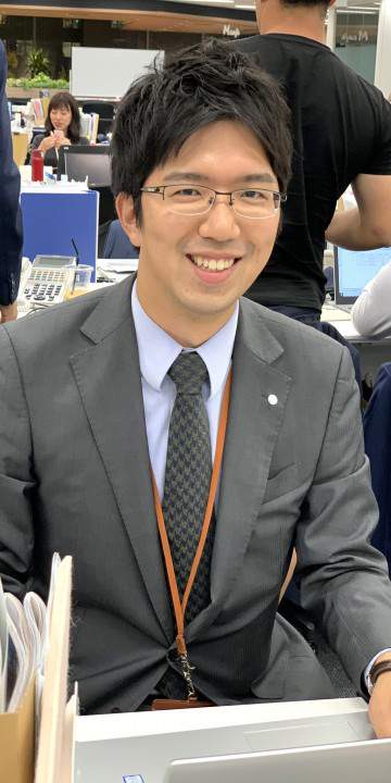 穴井 健