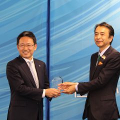 【埼玉りそな寄贈型CSR私募債「植樹祭応援コース」を発行】