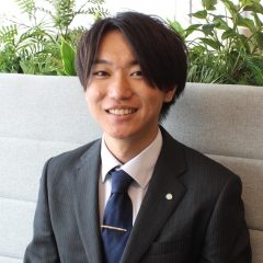 小島 晴輝