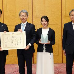 【「埼玉発世界行き」冠奨学金 感謝状贈呈式】